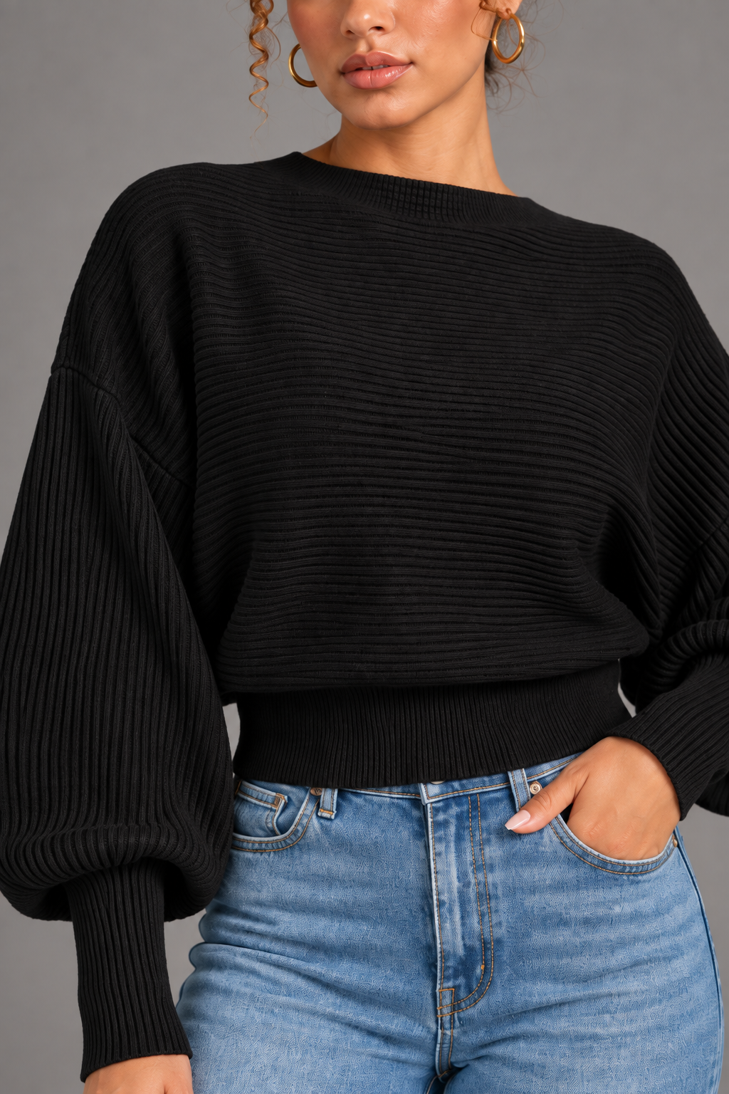 Elin - Black knit top on Lisa - detail view