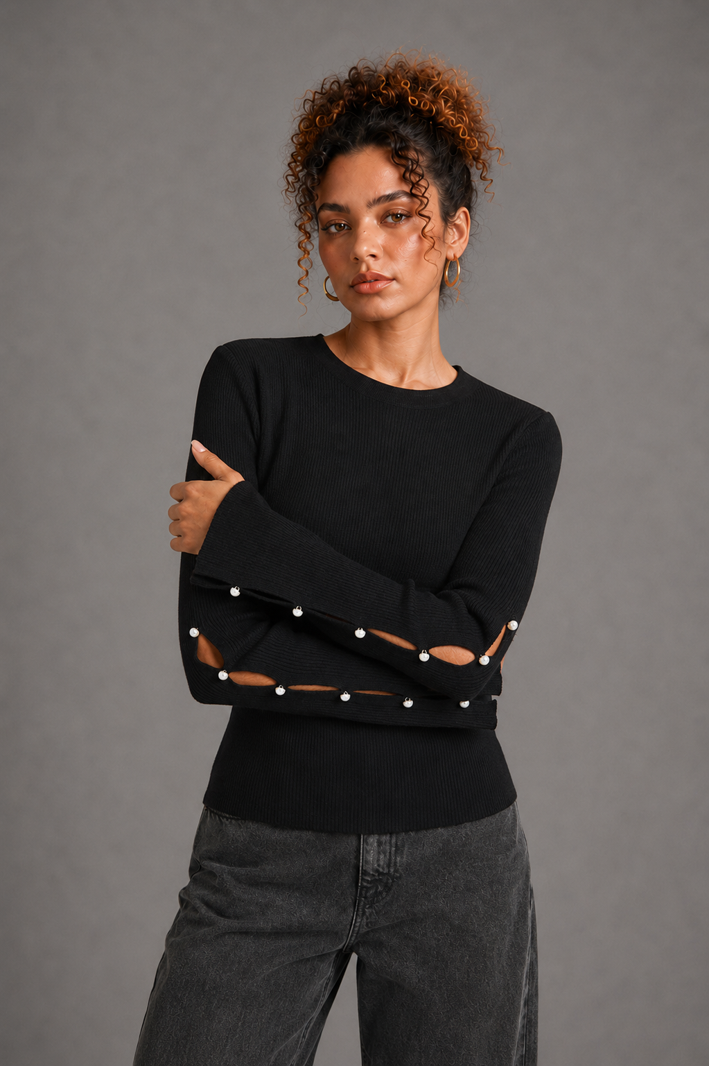 Pearl Slit sleeve pose on Lisa
