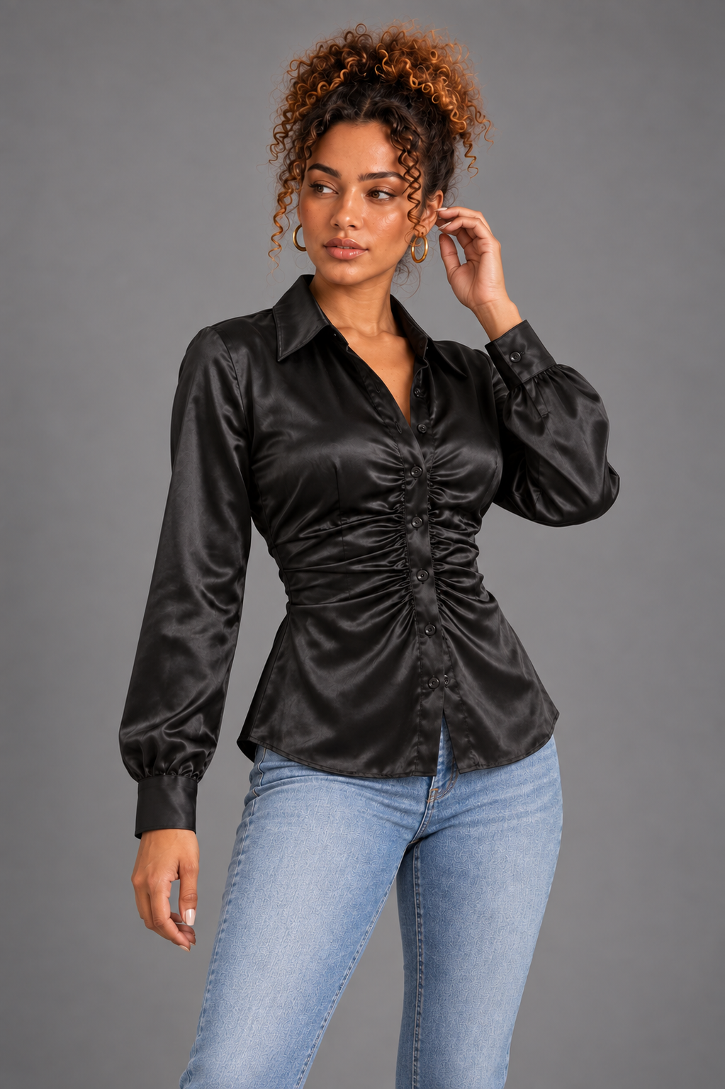 Satin Chemise on Lisa extra pose